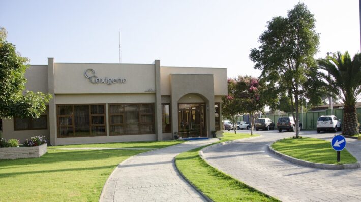 Oxígeno – Foto slider portada – fachada Oxígeno Centro Médico