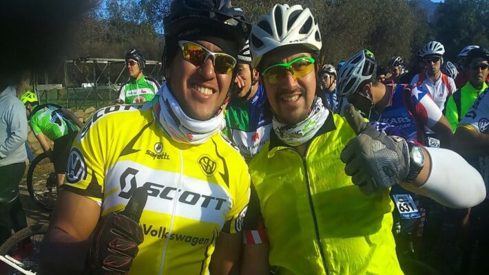 [FOTOS] Participación de parte del equipo profesional de Oxígeno en la corrida «Copa Pedaleros»